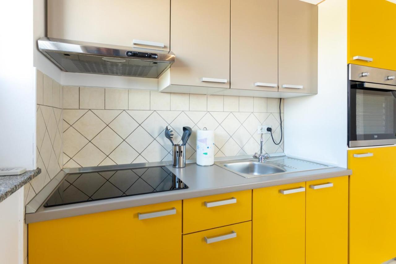 Apartment Demo Малинска Екстериор снимка